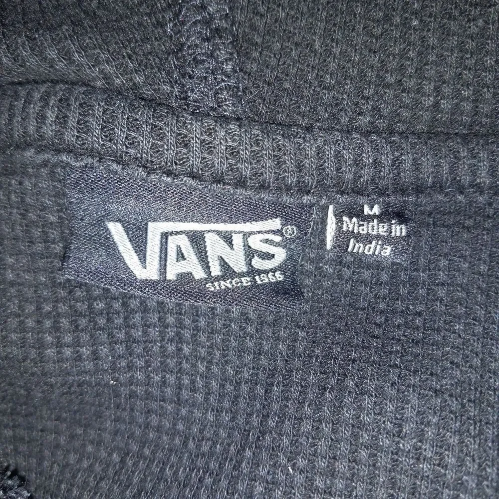 VANS LONG SLEEVE HOODED SHIRT - Picture 6 of 6